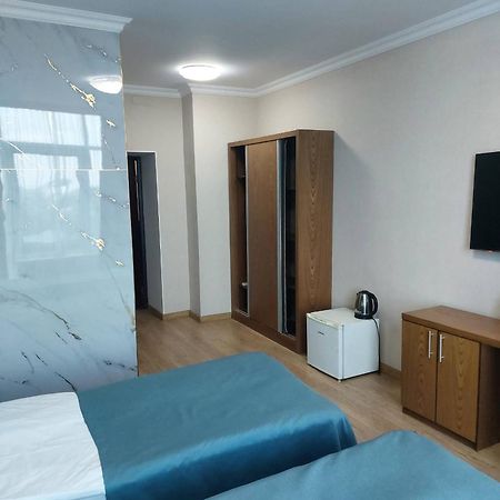Business Hotel Алматы Экстерьер фото