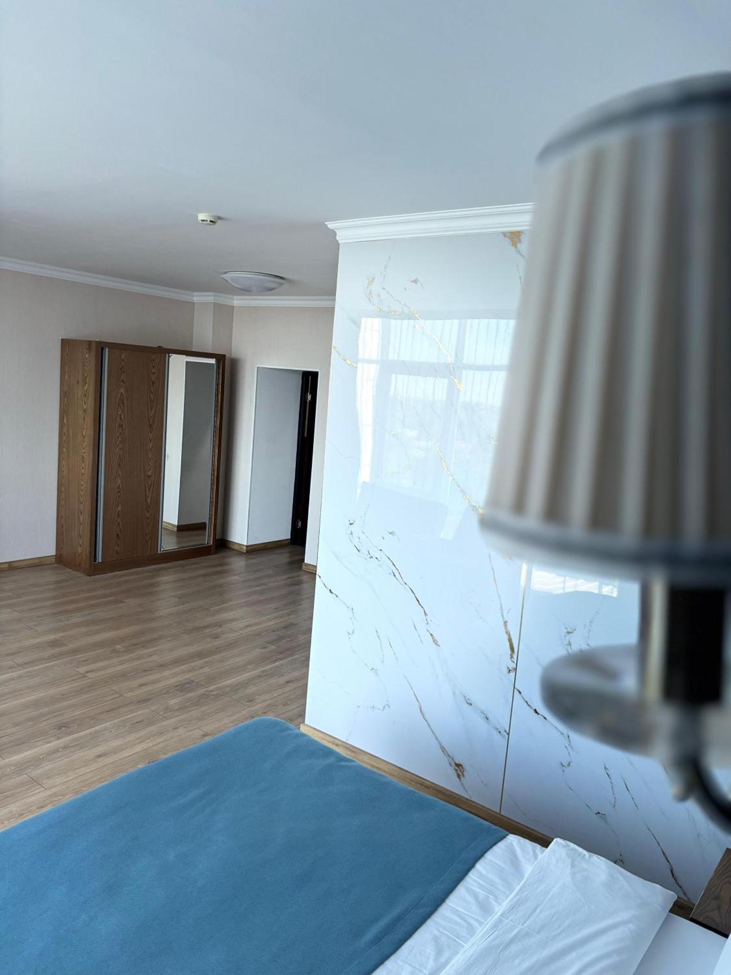 Business Hotel Алматы Экстерьер фото