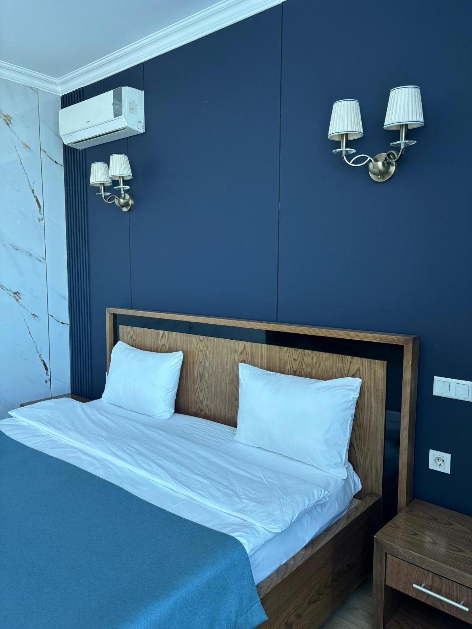 Business Hotel Алматы Экстерьер фото