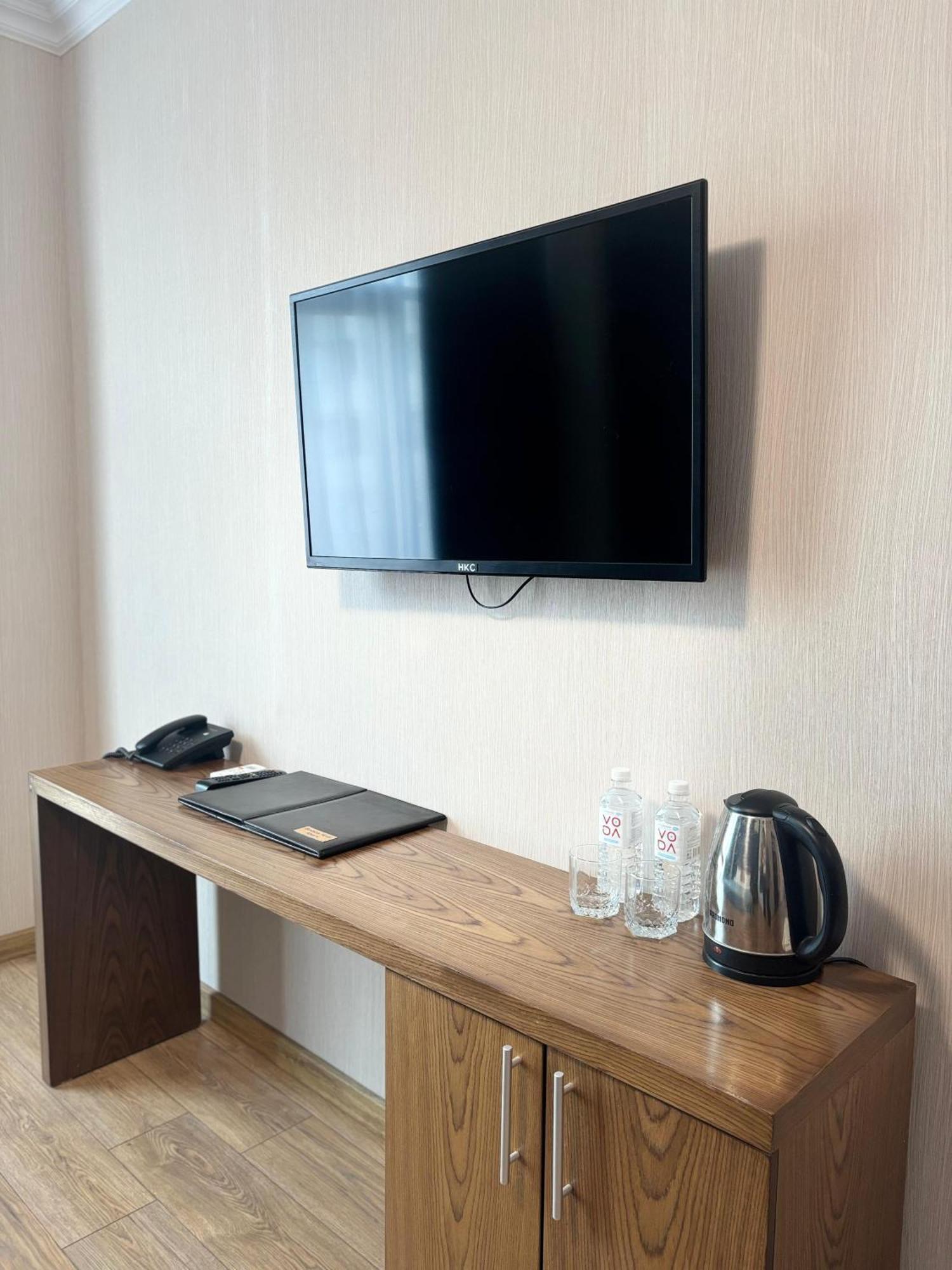 Business Hotel Алматы Экстерьер фото