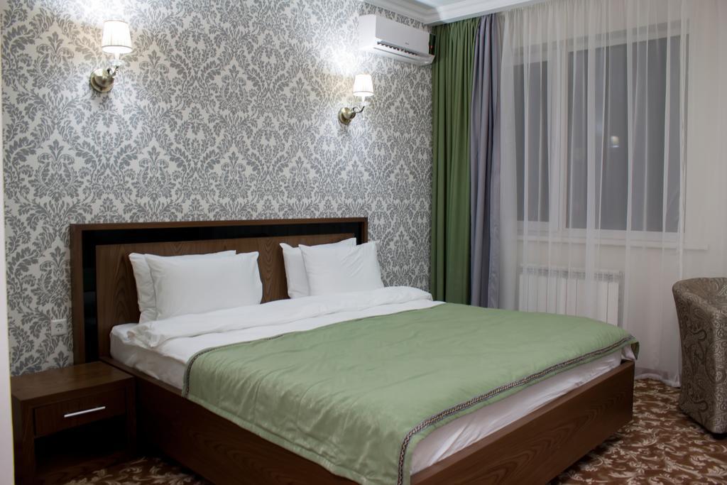 Business Hotel Алматы Экстерьер фото