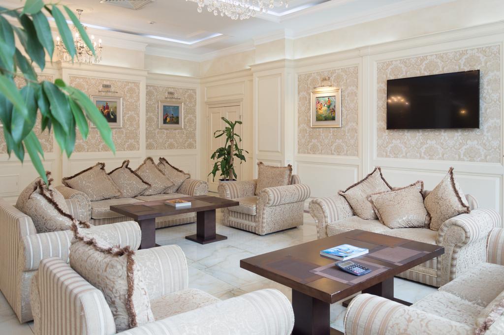 Business Hotel Алматы Экстерьер фото